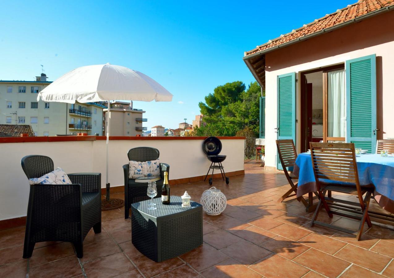 הוילה אימפריה Casa Con Grande Terrazza, Ac, Wifi, Posto Auto E Vicino Al Mare מראה חיצוני תמונה